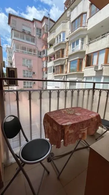 Near By The Sea Apartment Varna